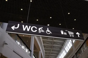 Señalética interior en negocios: qué es y por qué importa